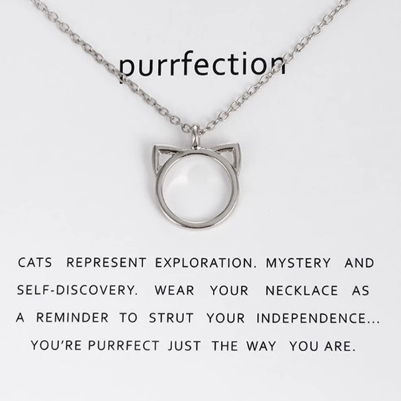 Jewelry - Dainty cat necklace NWOT
